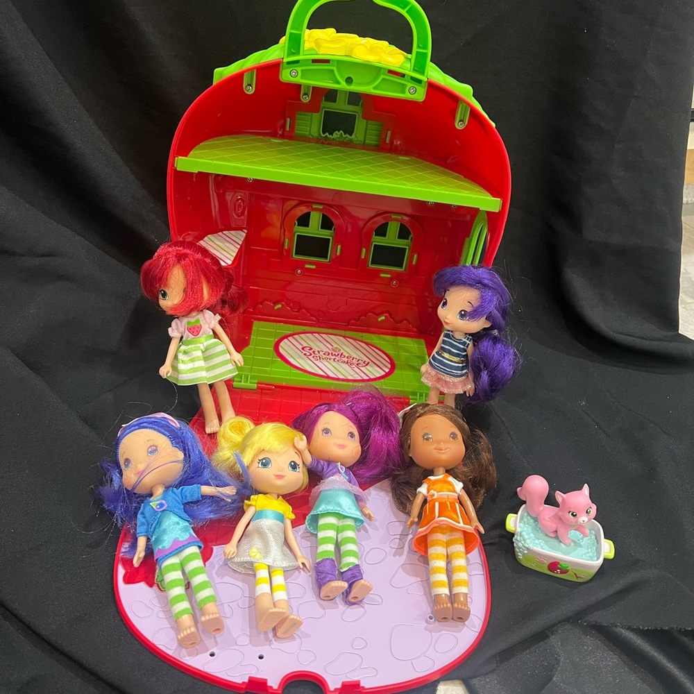 Strawberry shortcake Dolls